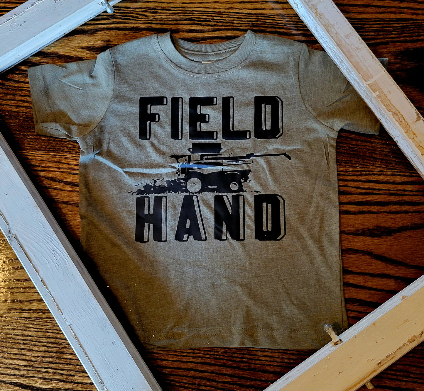 Field Hand Tee